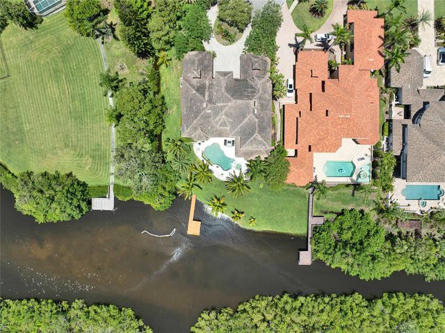 8707 SILVERTHORN ROAD, Seminole, FL 33777