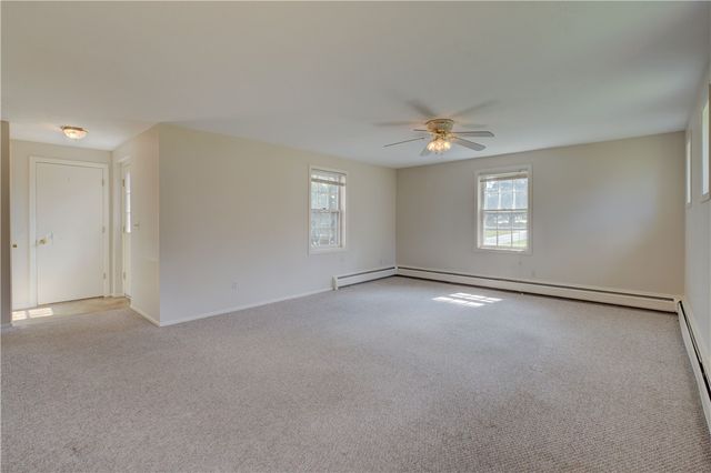 1 Hanley Farm Road, Warren, RI 02885