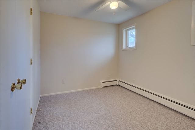 1 Hanley Farm Road, Warren, RI 02885