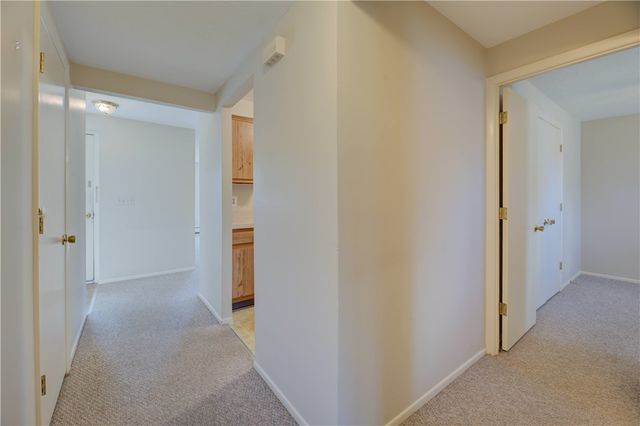 1 Hanley Farm Road, Warren, RI 02885