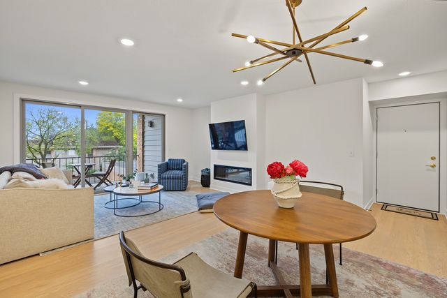 6328 Barrie Road 3M, Edina, MN 55435