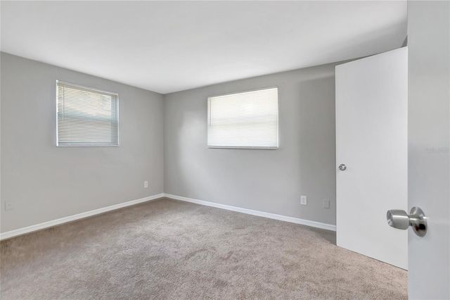 5605 OCEANIC ROAD, Holiday, FL 34690