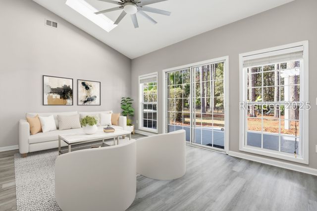 218 Pinecrest Cir, Bluffton, SC 29910