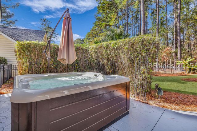 218 Pinecrest Cir, Bluffton, SC 29910