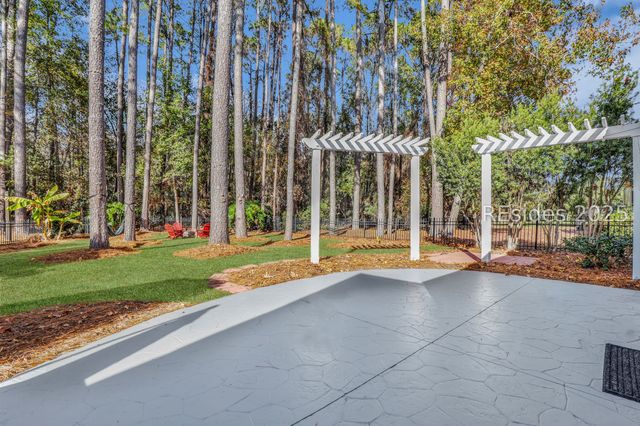 218 Pinecrest Cir, Bluffton, SC 29910