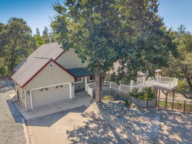 2812 Bronzecrest St, Placerville, CA 95667