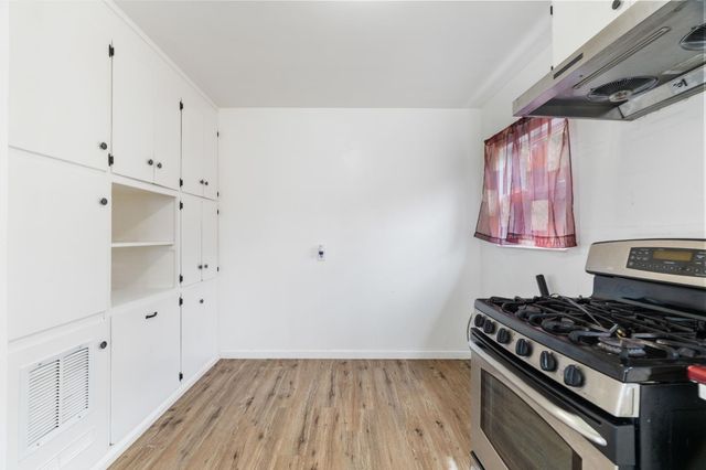 1739 La Jolla Dr, Stockton, CA 95204