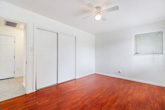 1739 La Jolla Dr, Stockton, CA 95204