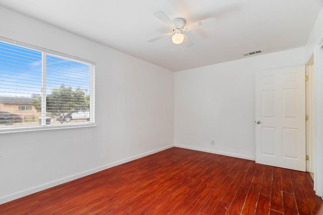 1739 La Jolla Dr, Stockton, CA 95204