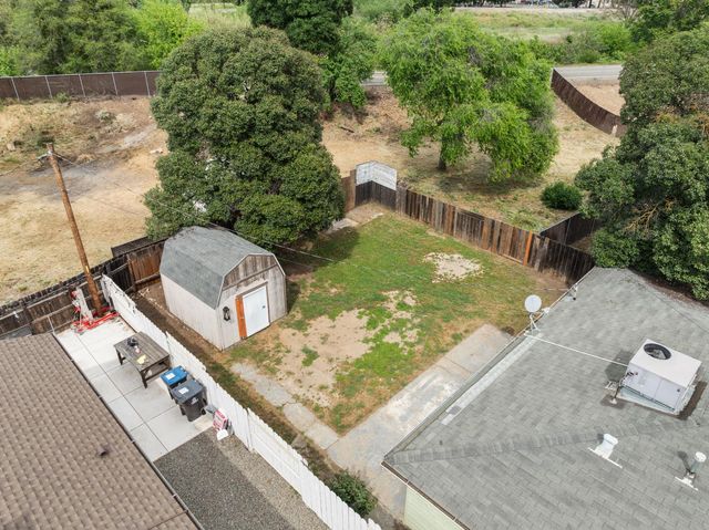 1739 La Jolla Dr, Stockton, CA 95204