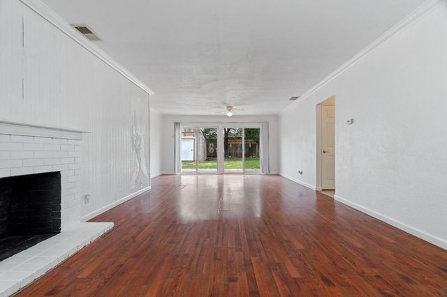 1739 La Jolla Dr, Stockton, CA 95204