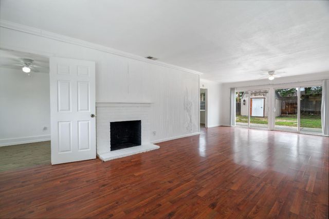 1739 La Jolla Dr, Stockton, CA 95204