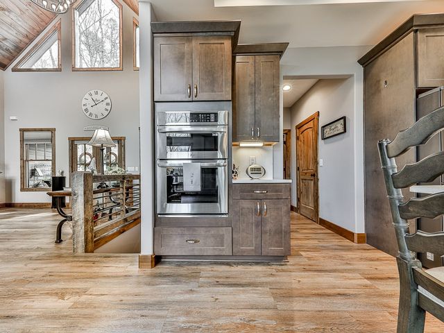 208 Weeks Drive, Ellijay, GA 30540