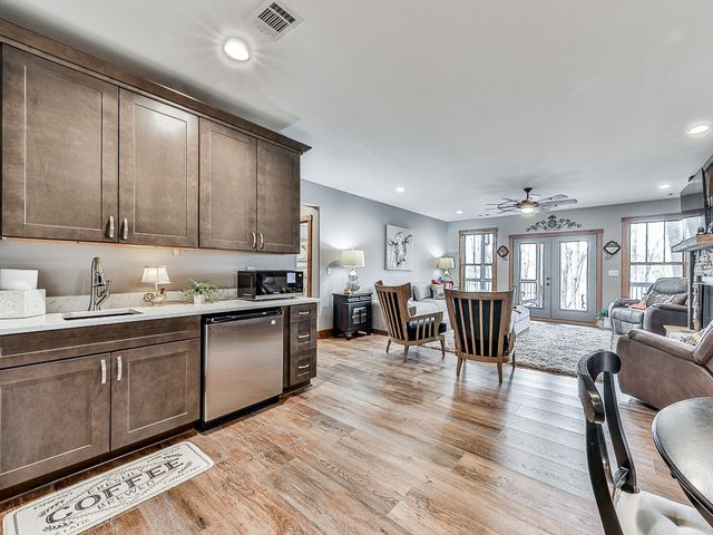 208 Weeks Drive, Ellijay, GA 30540