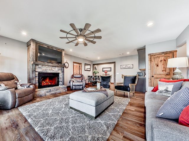 208 Weeks Drive, Ellijay, GA 30540