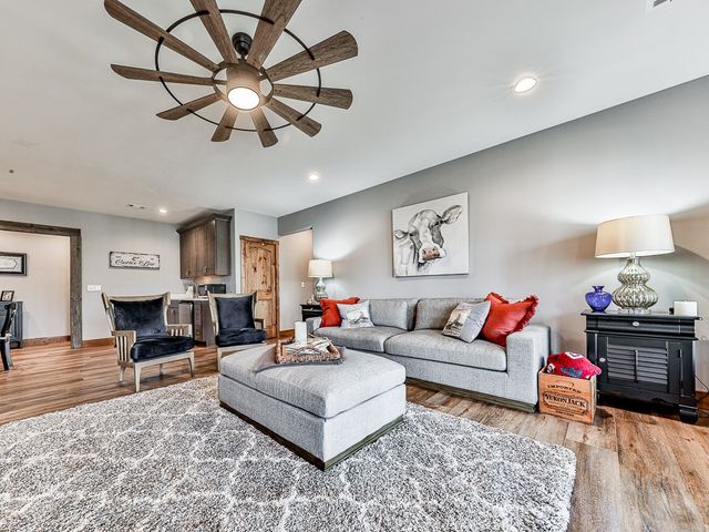 208 Weeks Drive, Ellijay, GA 30540
