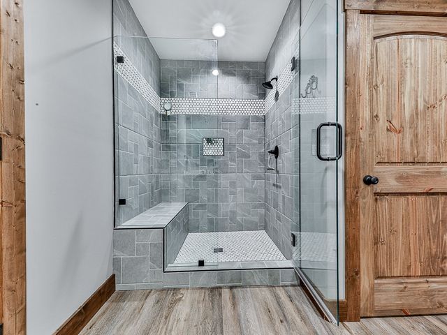 208 Weeks Drive, Ellijay, GA 30540