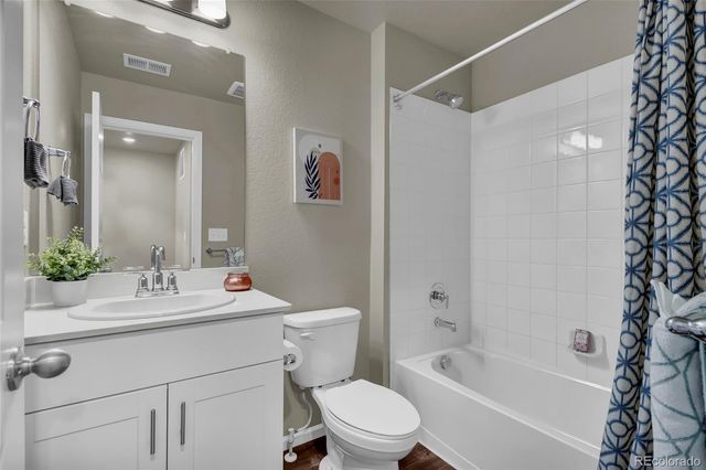 11424 W Belleview Drive, Littleton, CO 80127