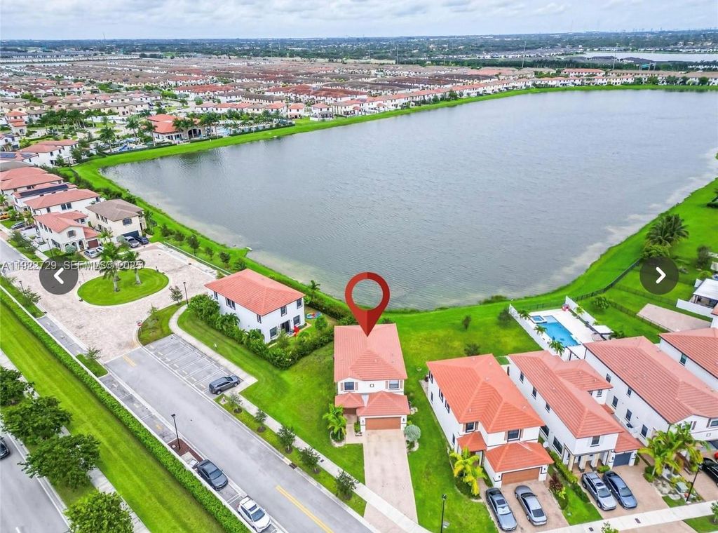 10091 W 35th Ln 10091, Hialeah, FL 33018