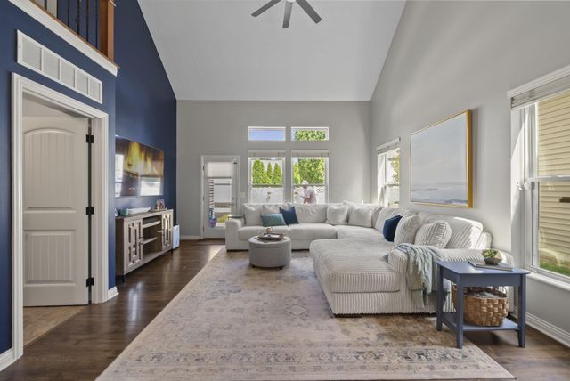 6156 Tournament Avenue, Westerville, OH 43081