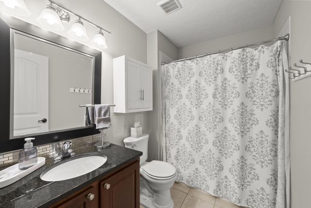 6156 Tournament Avenue, Westerville, OH 43081