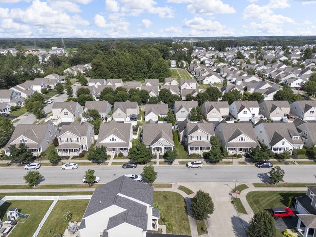 6156 Tournament Avenue, Westerville, OH 43081