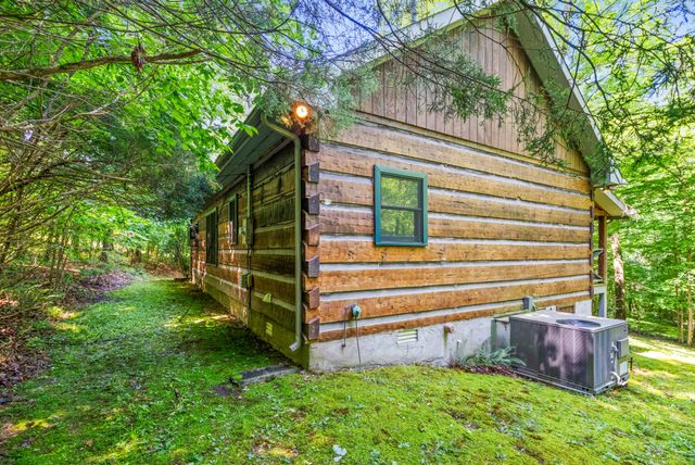 1150 Treanor Springs Rd, Kingston Springs, TN 37082