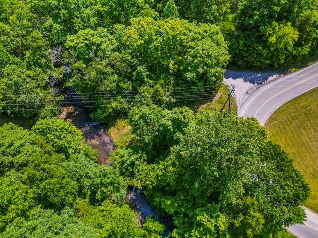 1150 Treanor Springs Rd, Kingston Springs, TN 37082