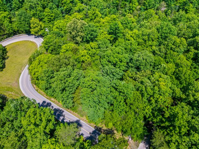 1150 Treanor Springs Rd, Kingston Springs, TN 37082