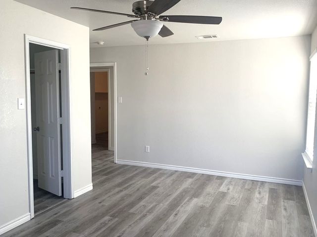 2011 Limestone Drive, Grand Prairie, TX 75052