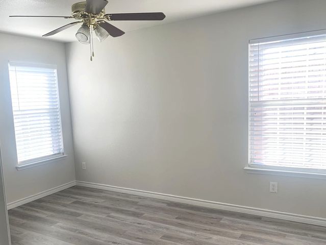 2011 Limestone Drive, Grand Prairie, TX 75052
