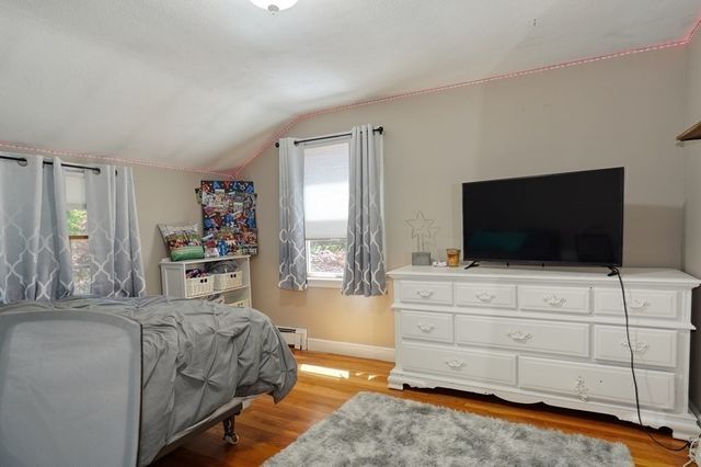 8 Shady Lane Dr, Burlington, MA 01803