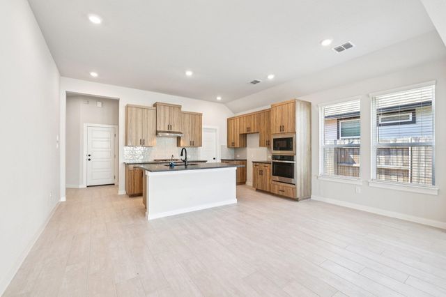 516 Jane Long DR, San Marcos, TX 78666