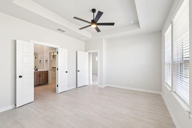 516 Jane Long DR, San Marcos, TX 78666