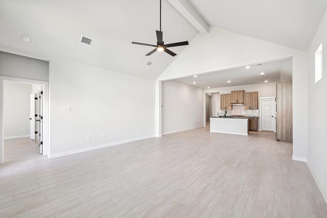 516 Jane Long DR, San Marcos, TX 78666