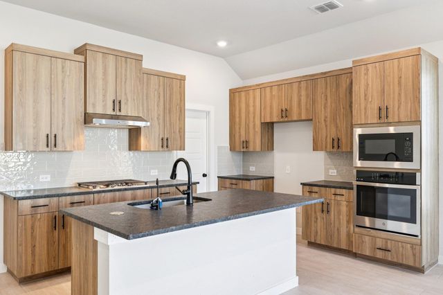 516 Jane Long DR, San Marcos, TX 78666