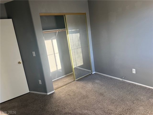 736 Spotted Eagle Street, Henderson, NV 89015