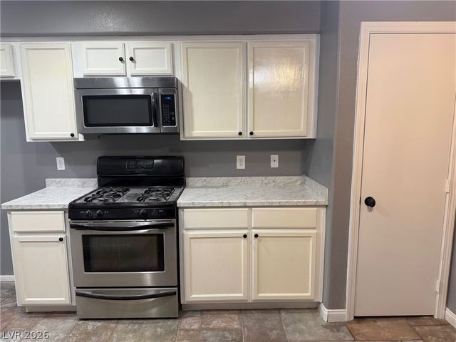 736 Spotted Eagle Street, Henderson, NV 89015