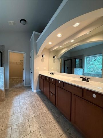 4916 Briarcliff Drive, Sugar Hill, GA 30518