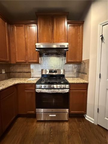 4916 Briarcliff Drive, Sugar Hill, GA 30518