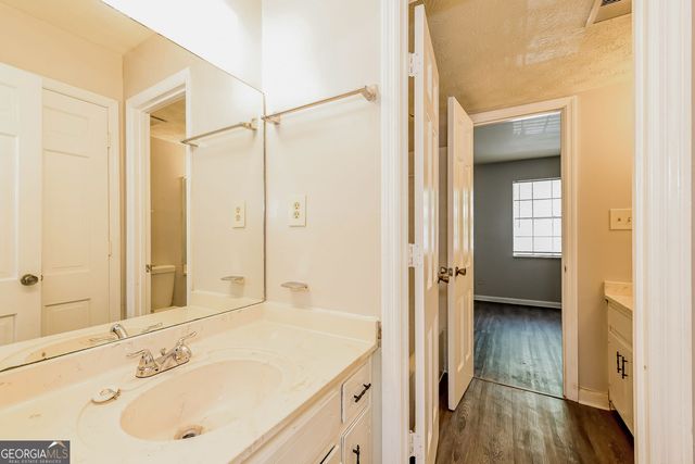 6421 Woodstone Terrace, Morrow, GA 30260