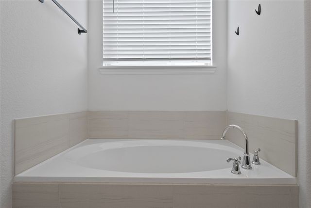 101 Mossy Oak Trail, Fort Worth, TX 76131