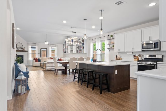 101 Mossy Oak Trail, Fort Worth, TX 76131