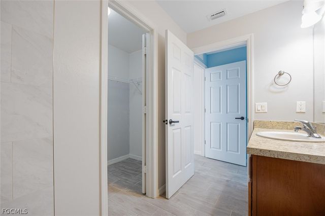 336 NE 30th TER, Cape Coral, FL 33909