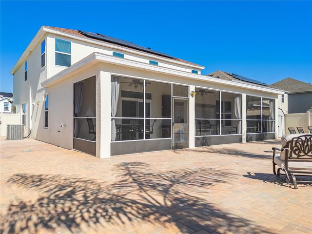 2001 RED BLUFF AVENUE, Apopka, FL 32712
