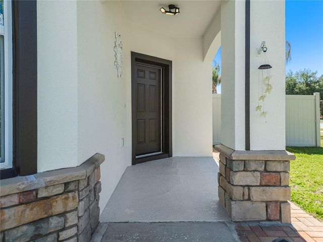 2001 RED BLUFF AVENUE, Apopka, FL 32712