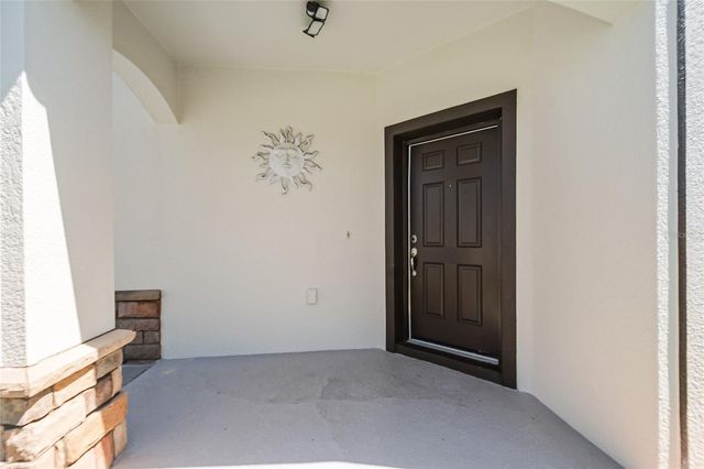 2001 RED BLUFF AVENUE, Apopka, FL 32712