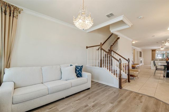 2001 RED BLUFF AVENUE, Apopka, FL 32712