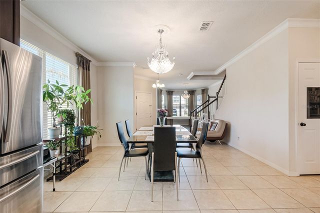 2001 RED BLUFF AVENUE, Apopka, FL 32712