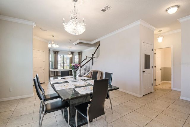 2001 RED BLUFF AVENUE, Apopka, FL 32712